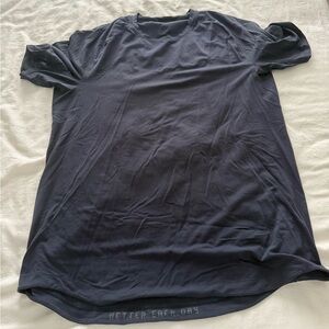Men’s Lululemon License to Train Shirt